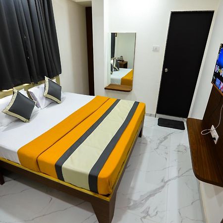 Fortuna Inn Manage By Sn Hospitality Navi Mumbai Exterior foto